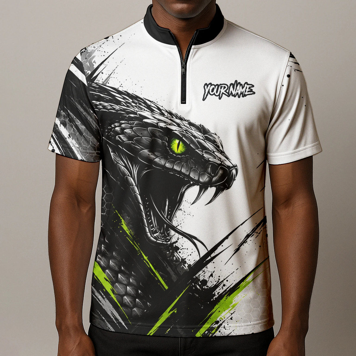 Personalisiertes Dartshirt mit weiß-schwarz-grüner Kobra für Herren I051