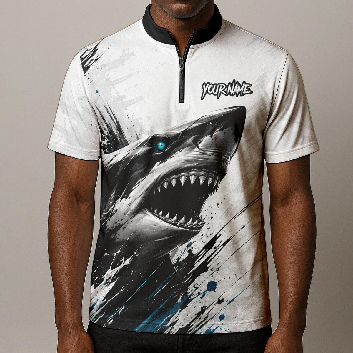 Personalisiertes Dartshirt mit weiß-schwarz-türkisem Hai für Herren D067