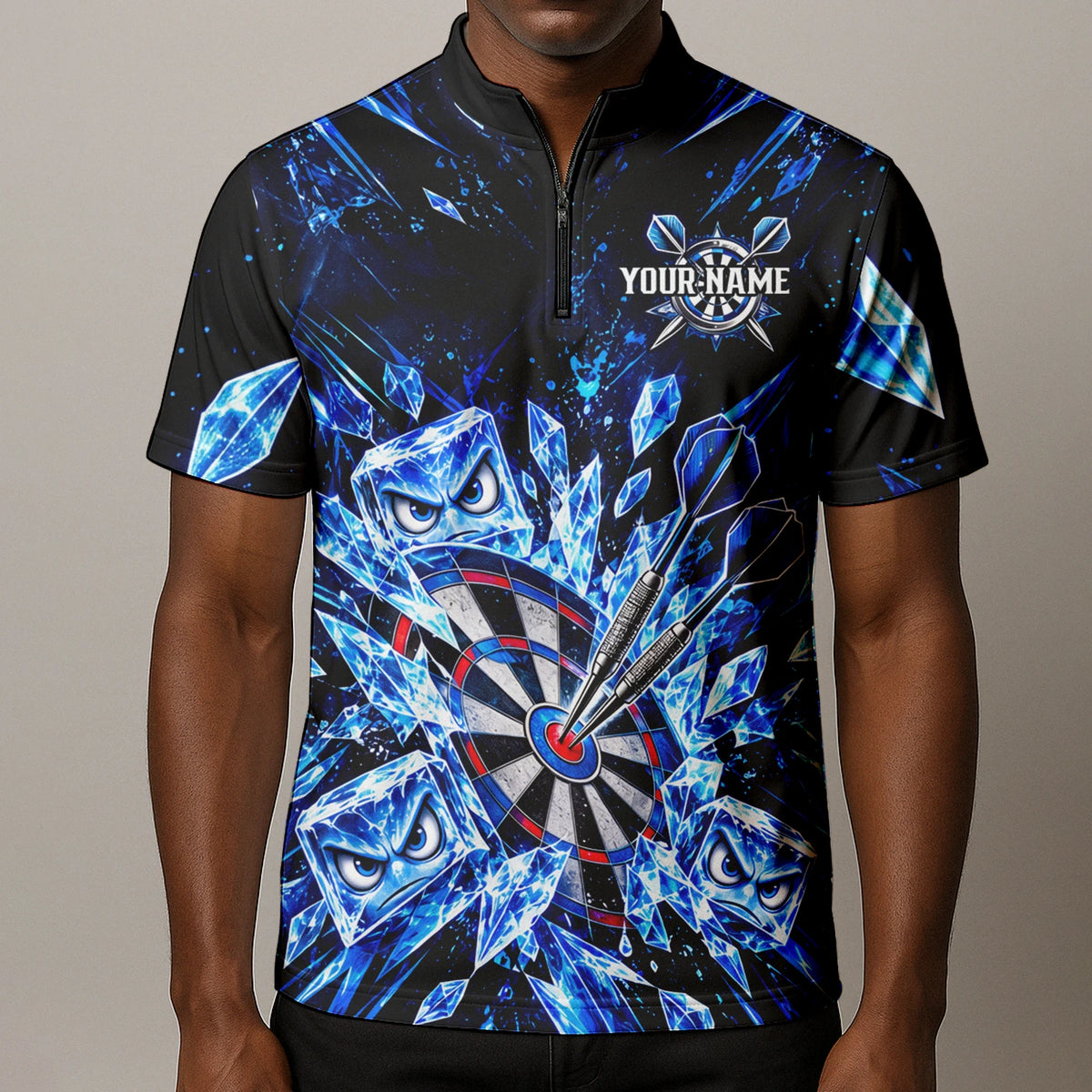 Personalisiertes Dartshirt in Schwarz und Blau mit Eiskristallen, Dartpfeilen und Dartscheibe für Herren X5114