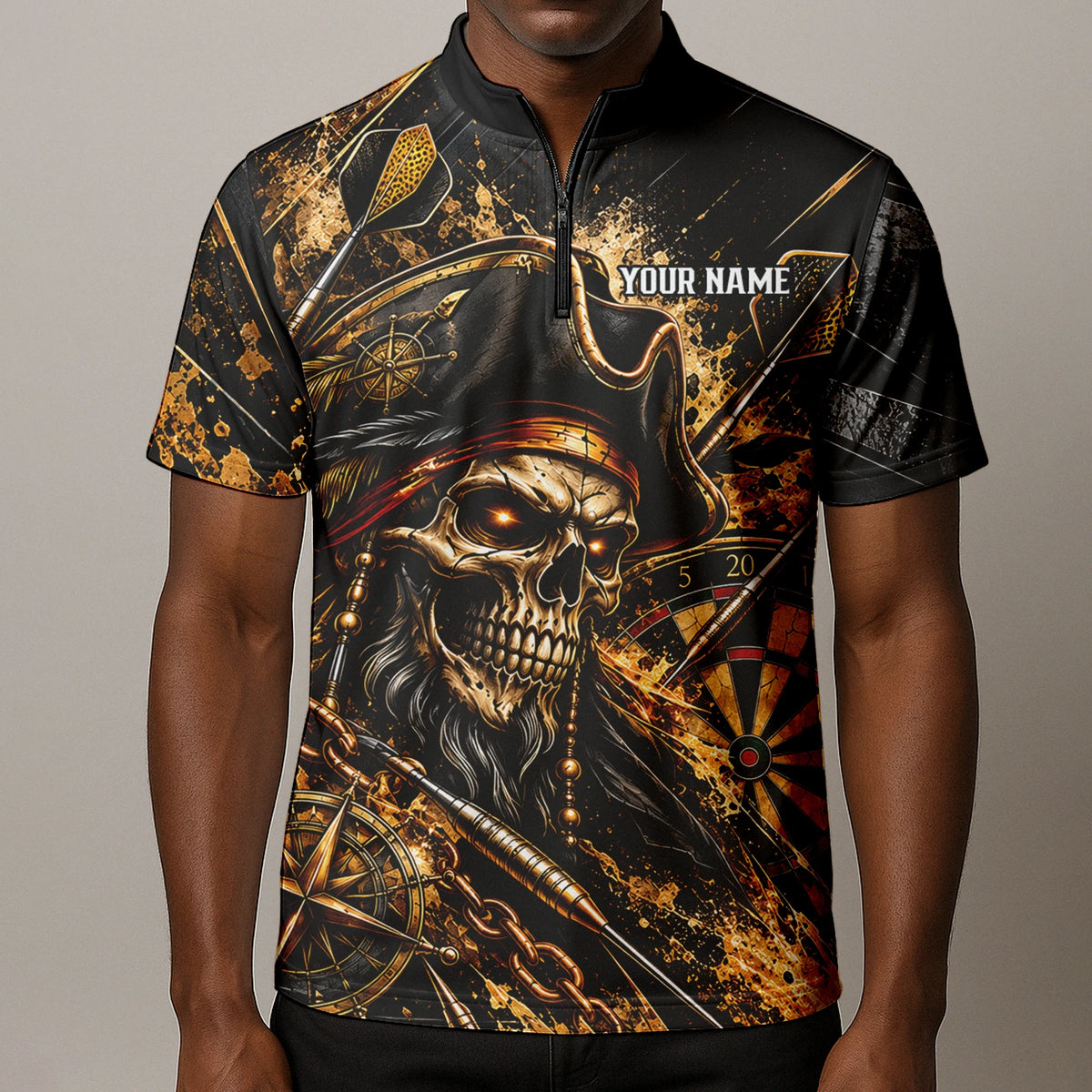 Personalisiertes Dartshirt in Schwarz und Gold mit Piraten-Totenkopf und Dartscheibe für Herren X7403