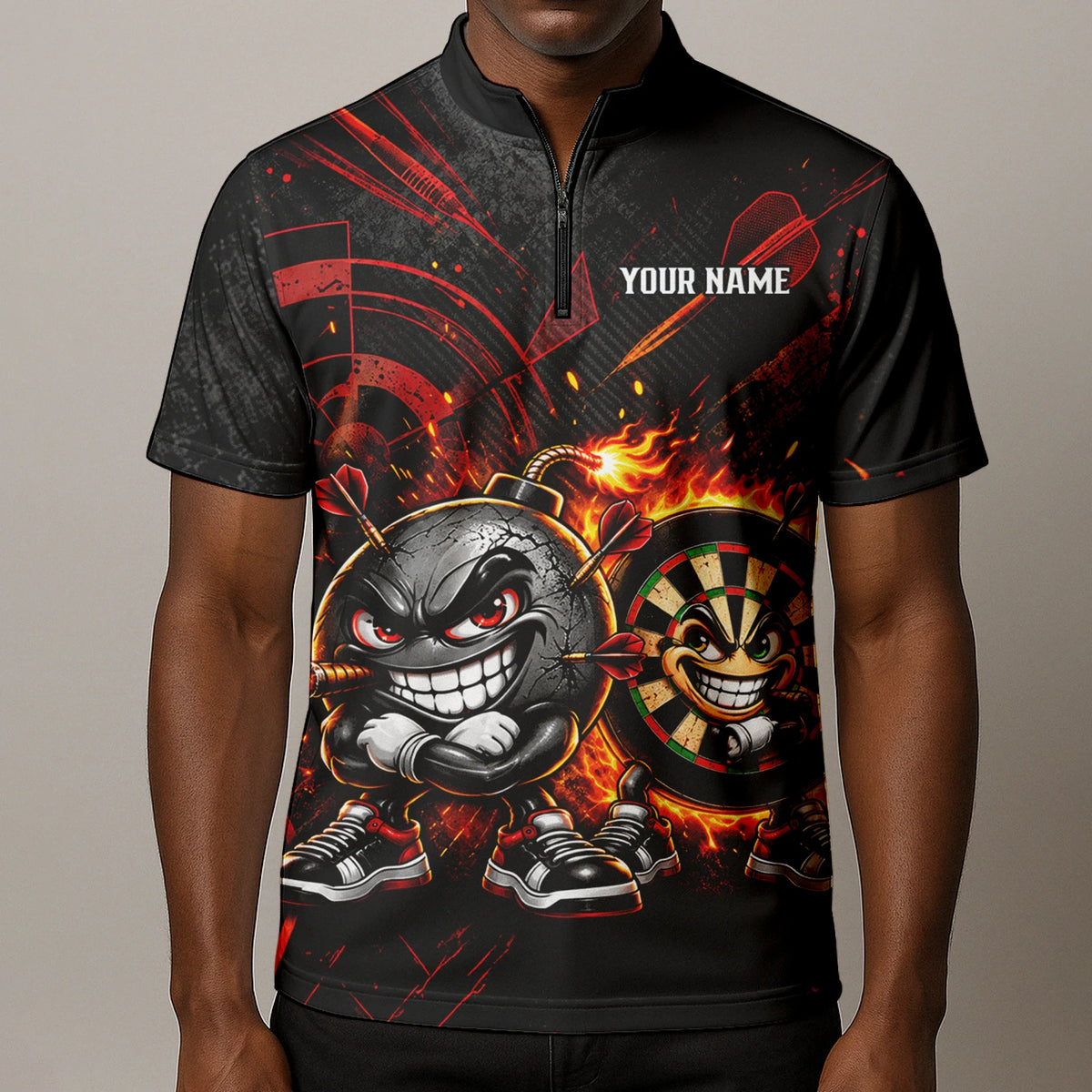 Personalisiertes Dartshirt mit schwarz-roter wütender Comic-Bombe und Dartscheibe für Herren C3423