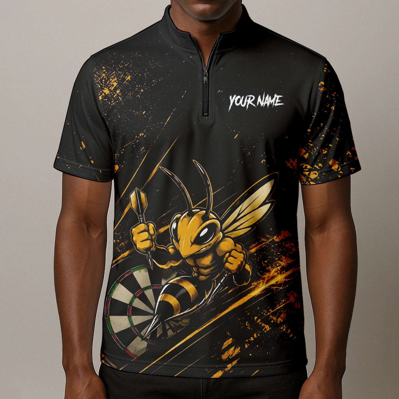 Personalisiertes Schwarz-goldenes Bienen-Dartboard Dartshirt für Herren L410