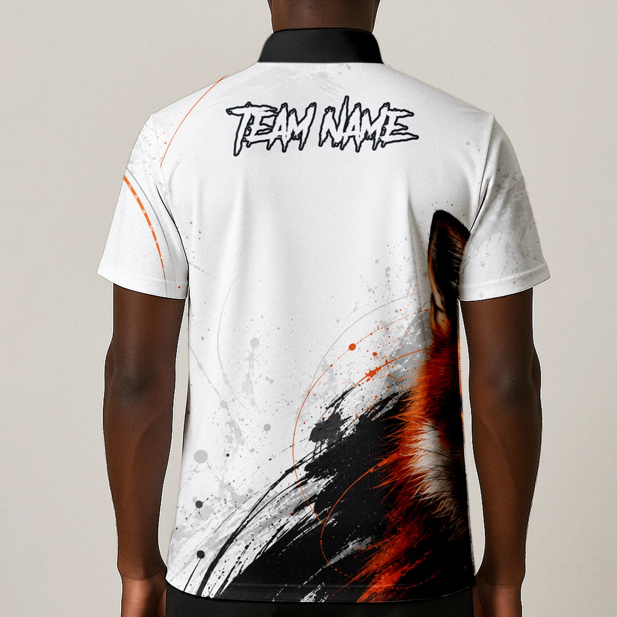 Personalisiertes Dartshirt mit weiß-schwarz-orangenem Fuchs für Herren D228