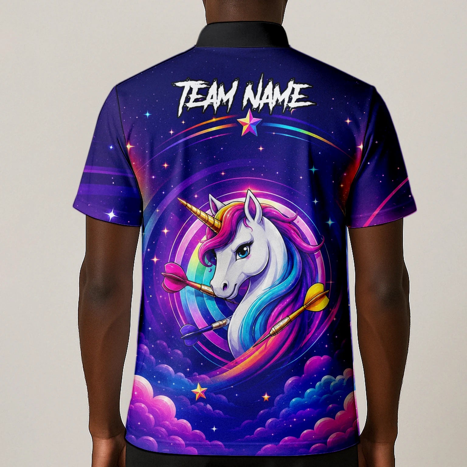 Personalisiertes Violettes Regenbogen-Einhorn-Dartshirt für Herren P431