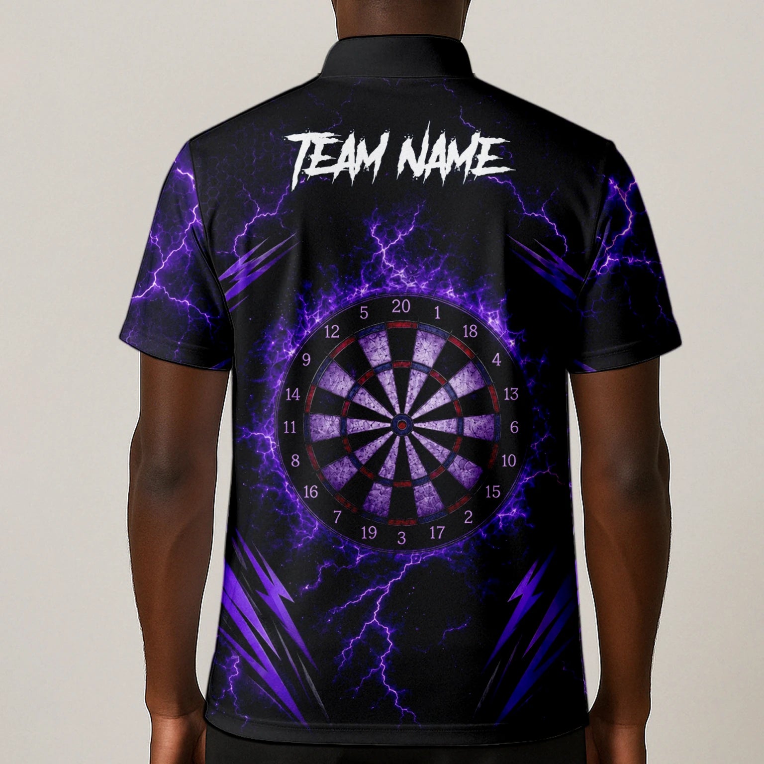 Personalisiertes Schwarz-lila Skeletthand-Dartshirt für Herren H822