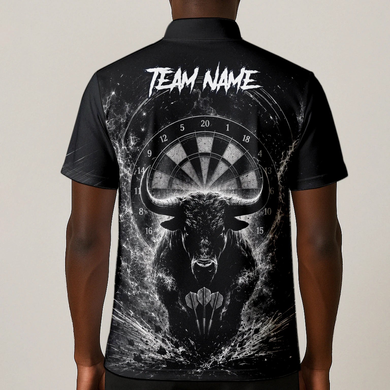 Personalisiertes Schwarz-weißes Stierkopf-Dartshirt für Herren V420