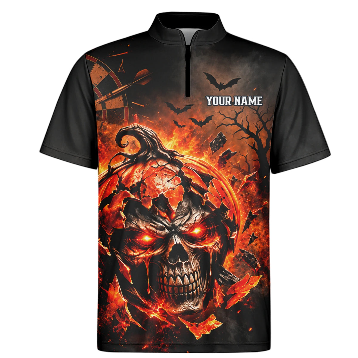 Personalisiertes Dartshirt in Schwarz und Orange mit flammendem Kürbis-Totenkopf und Dartscheibe für Herren S4076