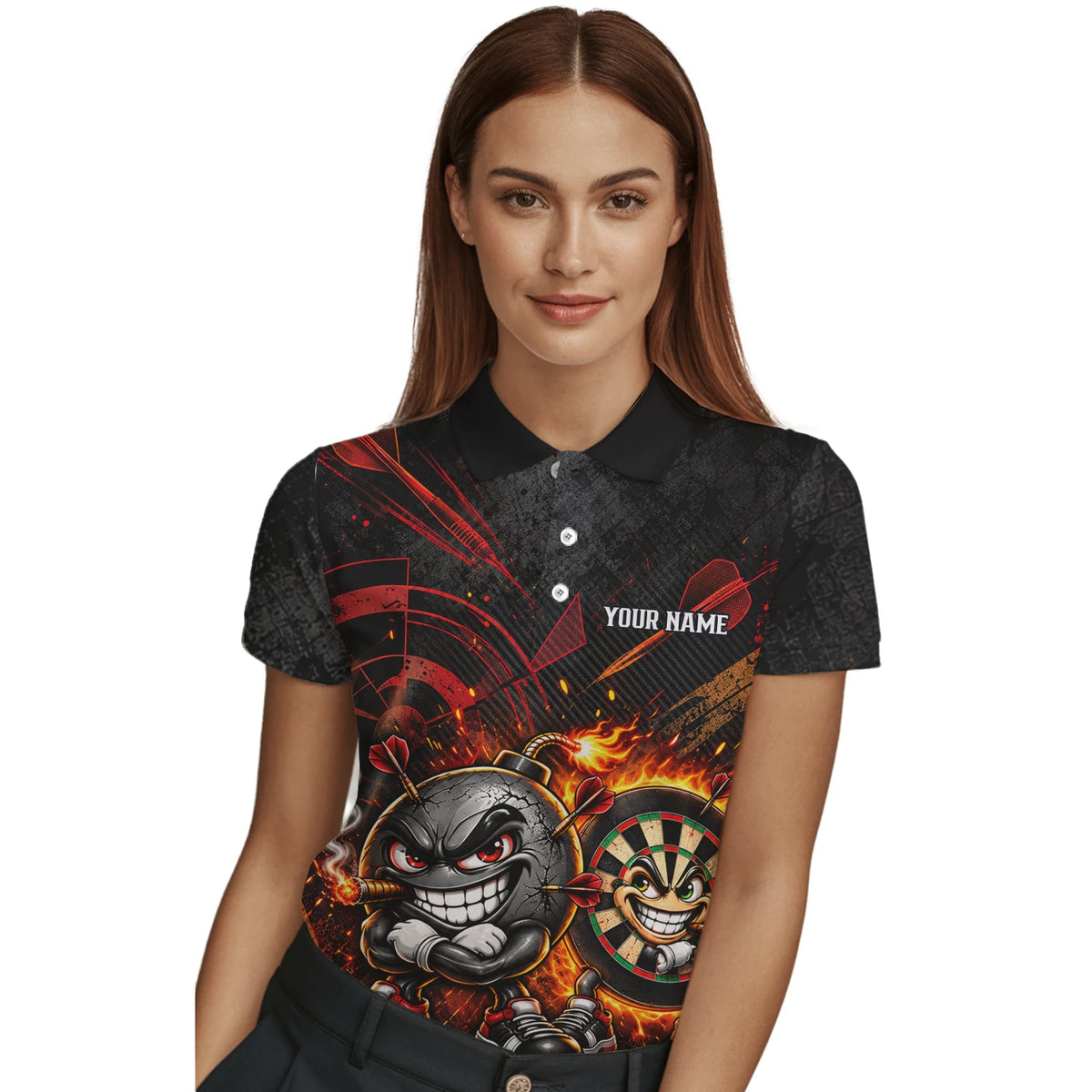 Personalisiertes Dartshirt mit schwarz-roter wütender Comic-Bombe und Dartscheibe für Damen C3423