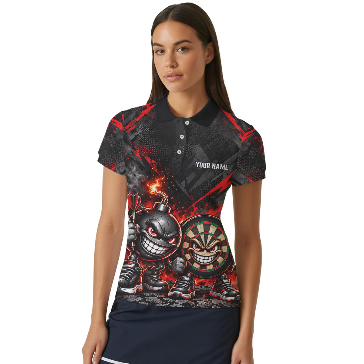 Personalisiertes Dartshirt in Schwarz und Rot mit feurigen Comic-Bomben und Dartscheibe für Damen U4656
