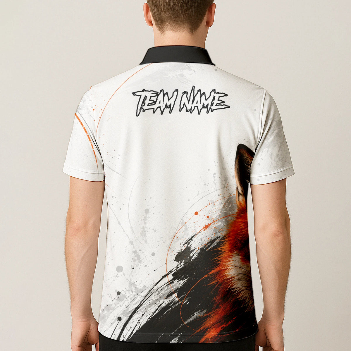 Personalisiertes Dartshirt mit weiß-schwarz-orangenem Fuchs für Herren D228