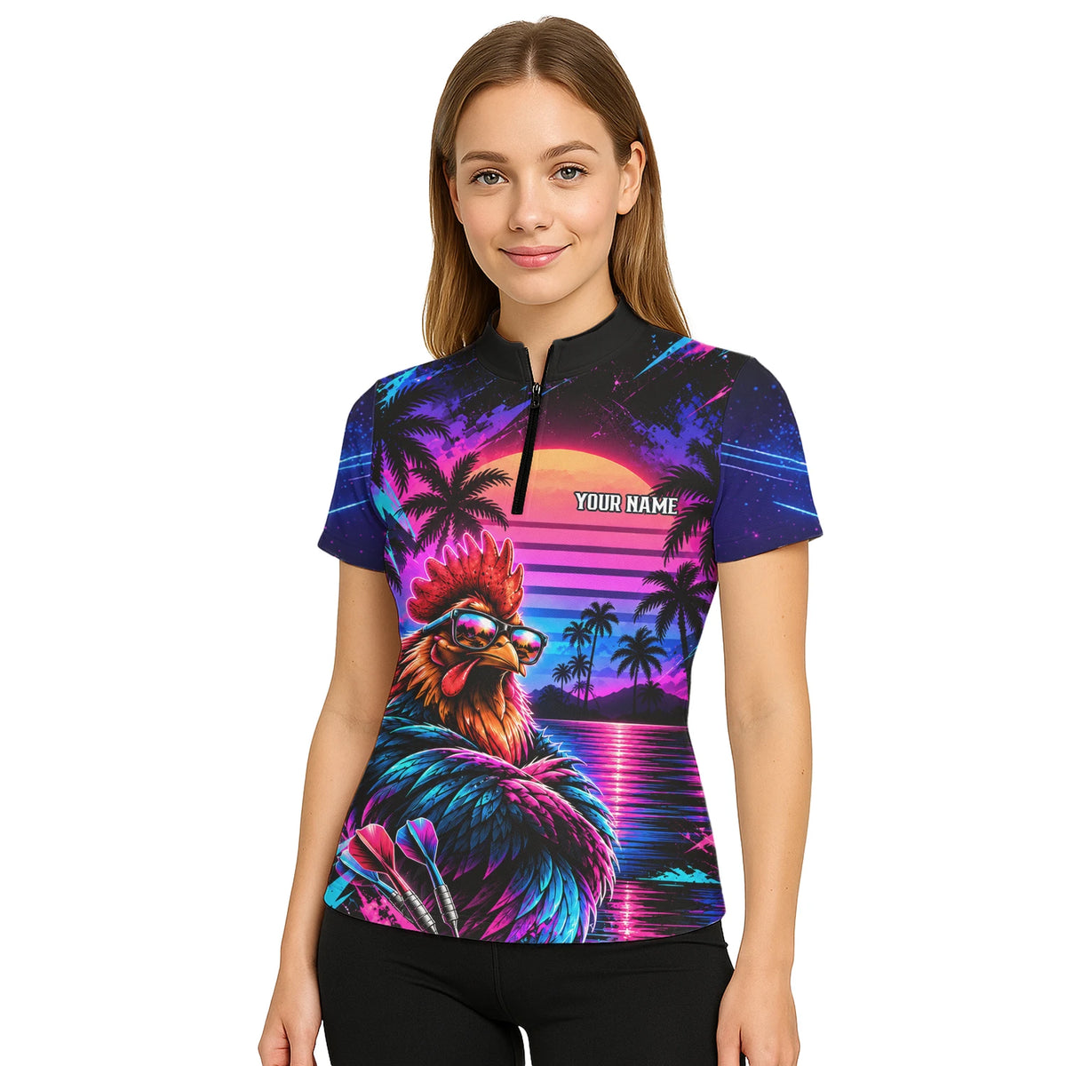 Personalisiertes Dartshirt in Pink, Lila und Blau mit Hahn, Palmen, Sonnenuntergang und Dartscheibe für Damen Q6611