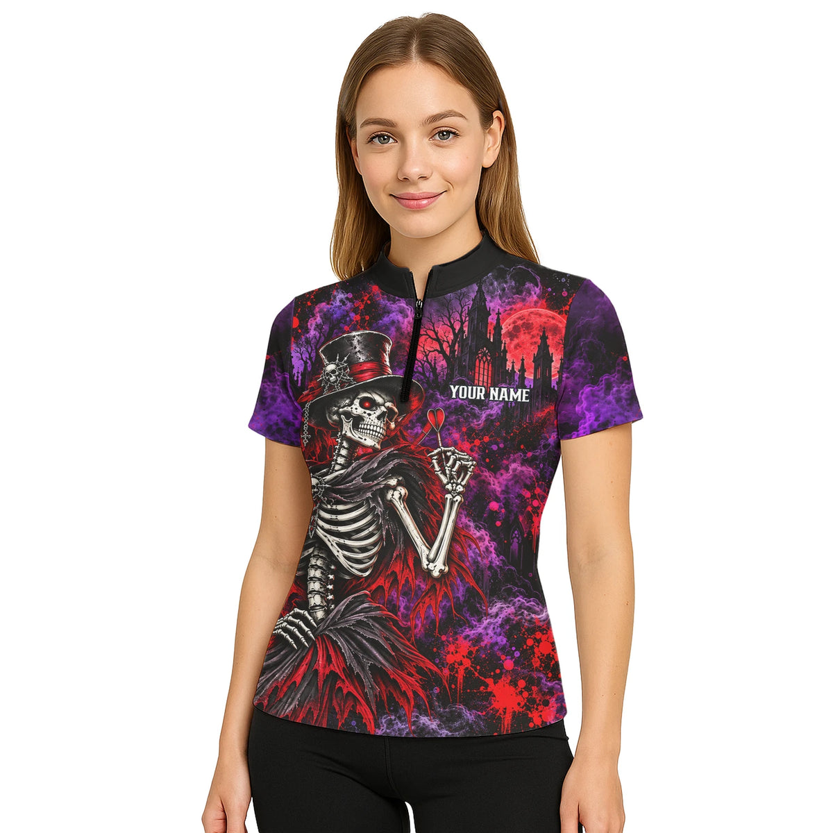 Personalisiertes Dartshirt in Schwarz, Rot und Lila mit Skelett, Zylinder und Dartscheibe für Damen P3058