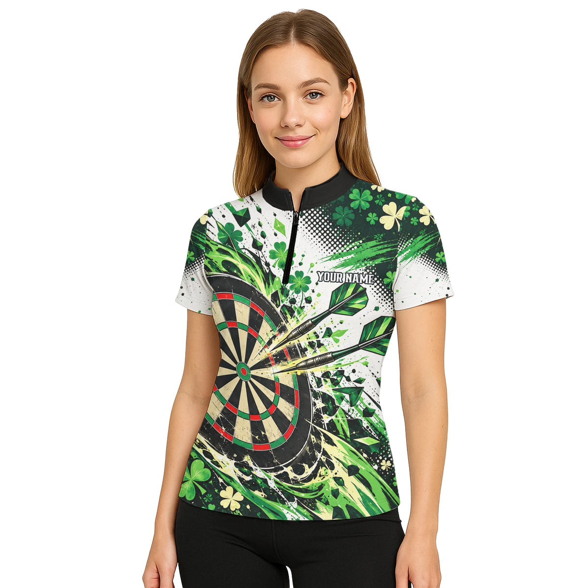 Personalisiertes Dartshirt in Grün, Schwarz und Weiß mit Kleeblättern und Dartscheibe für Damen J0950
