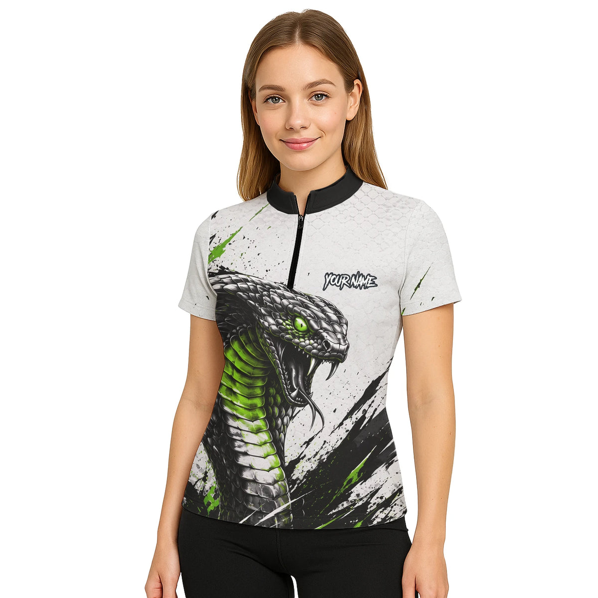 Personalisiertes Dartshirt mit weiß-schwarz-grüner Kobra für Damen A017