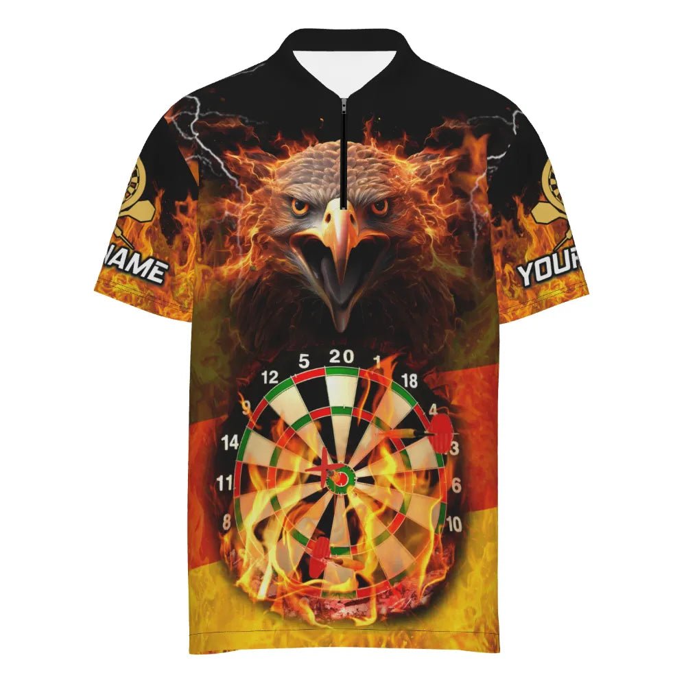 Flammenschwinge Dart-Polo-Shirt "Adlerauge", personalisiertes Herrenshirt mit Deutschland Flagge und feurigem Dartmotiv GM7596 - Outfitsuche