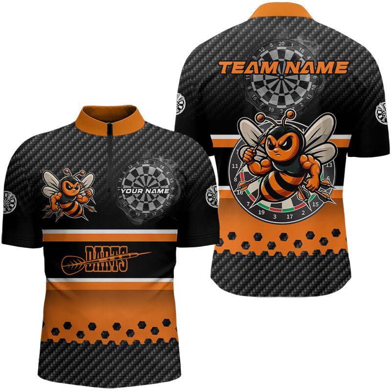 Personalisierte Darts Polo - Shirts mit schwarzem und orangefarbenem Design, Lustige Darts Bekleidung, Beste Darts Geschenke T3263 - Outfitsuche