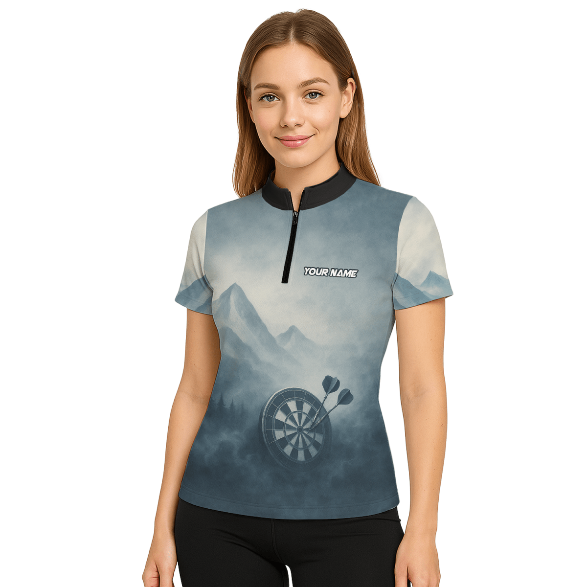 Personalisiertes Dart Poloshirt für Damen - Hirsch Berg Nebel Motiv - Mit Name & Team - Outfitsuche