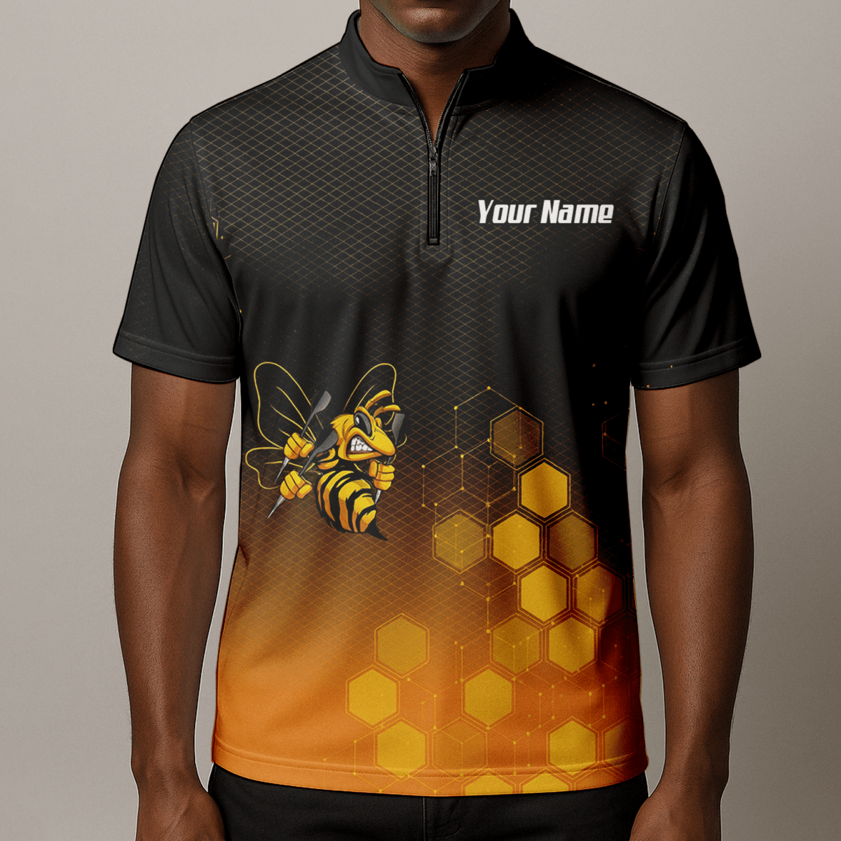 Personalisiertes Hornisse Wespe Dart - Polohemd mit Reißverschluss Schwarz - Gold Wabenmuster Custom Dart - Shirt für Herren L6754 - Outfitsuche